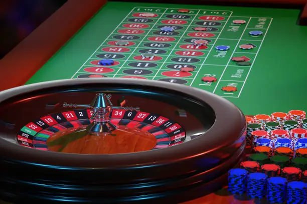 Tabel Roulette dengan bola dan roda fisik